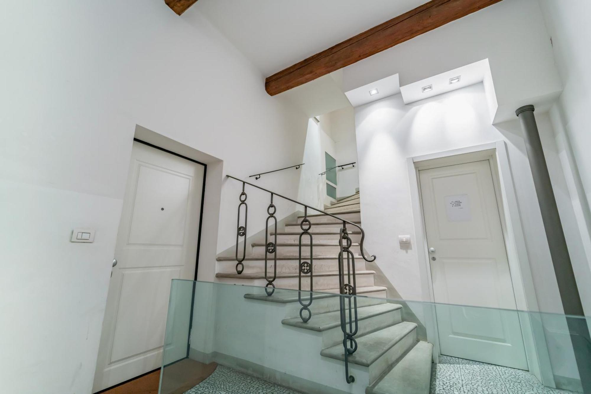 Апартаменты Modern Flat - Borgonuovo 23 Болонья Экстерьер фото